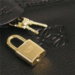 Loewe(ロエベ) ハンドバッグ AMAZONA 352.79.593 1100 ブラック